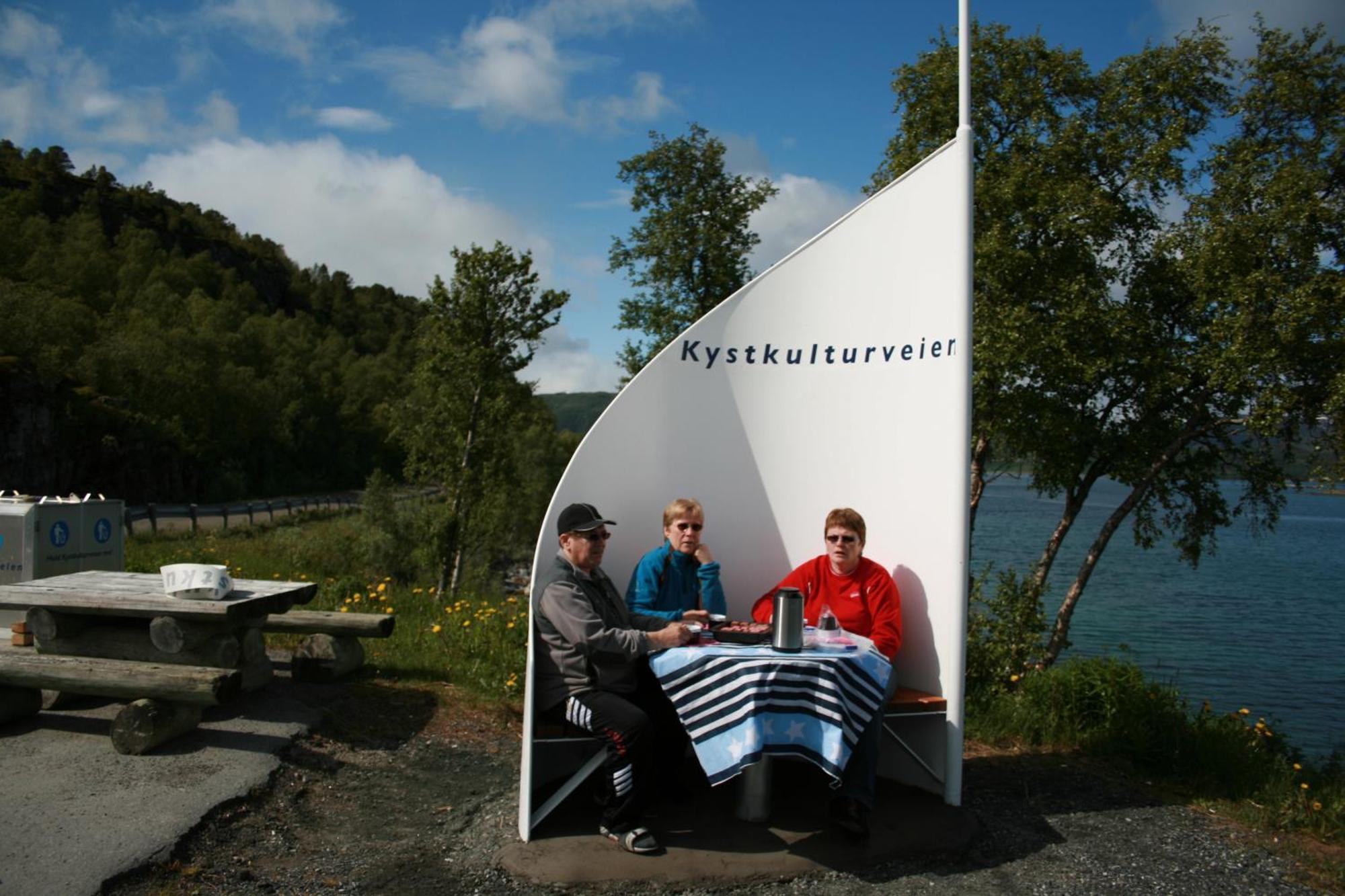 Tjeldsundbrua Hotel Skanland ภายนอก รูปภาพ